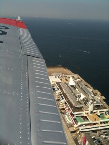 海ほたる上空通過中 海ほたる上空通過中