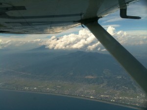 駿河湾より富士山を望む